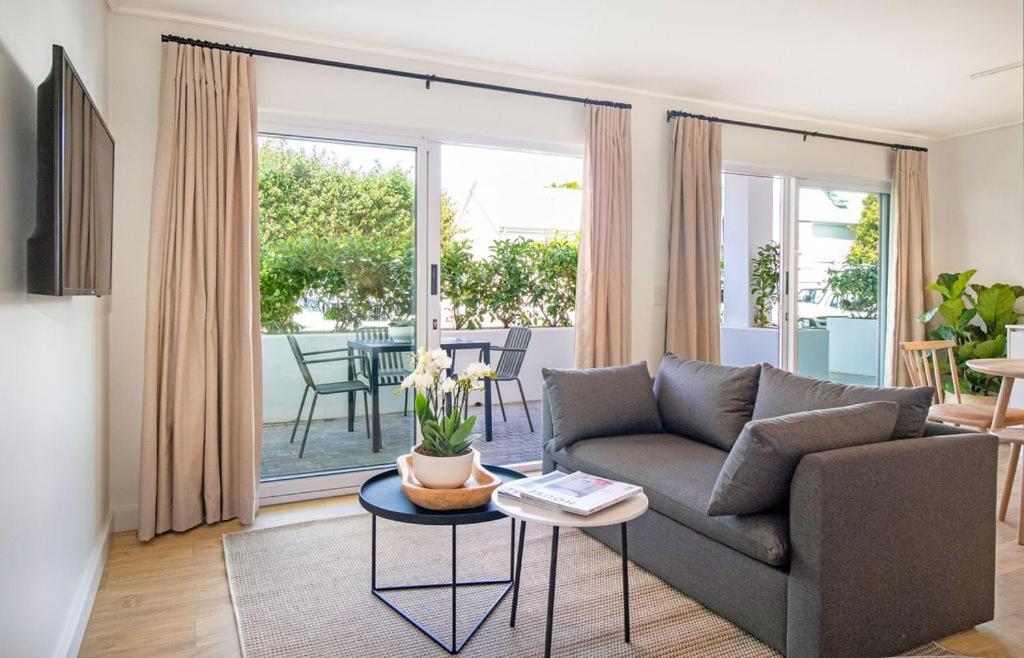 Middedorp Apartments Stellenbosch Bagian luar foto